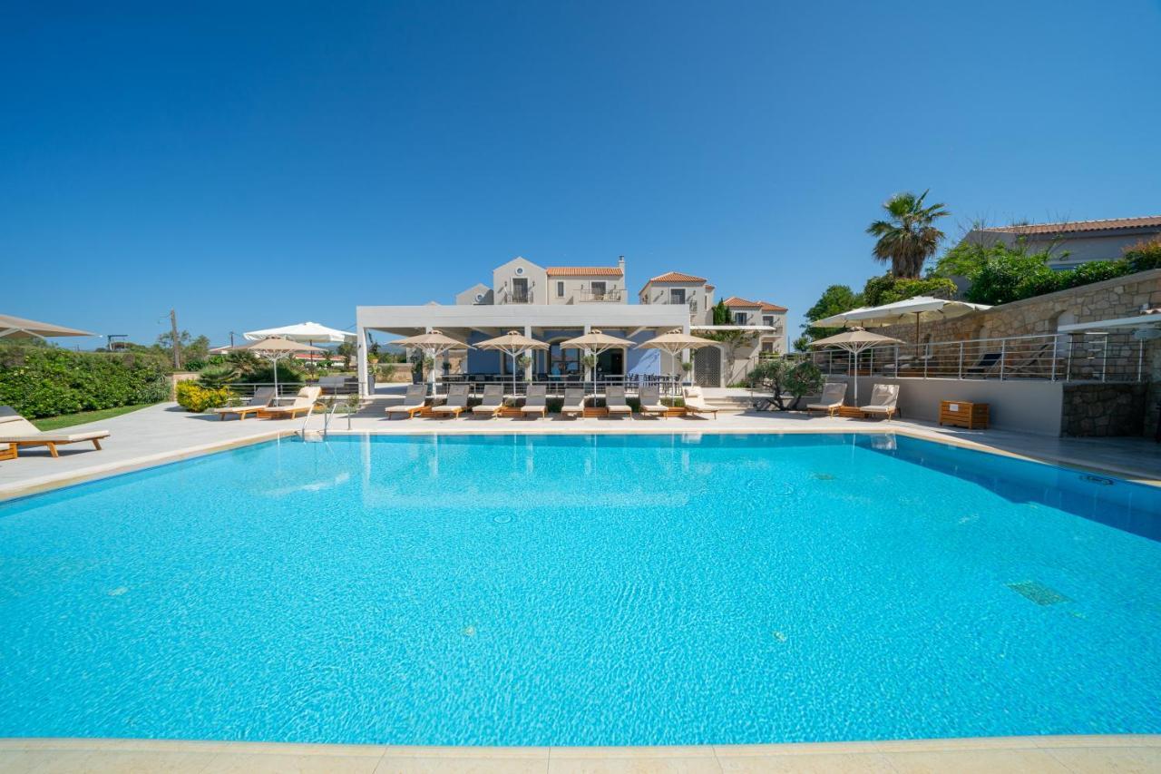 Costa Rossa Boutique - Adults Only Lixouri